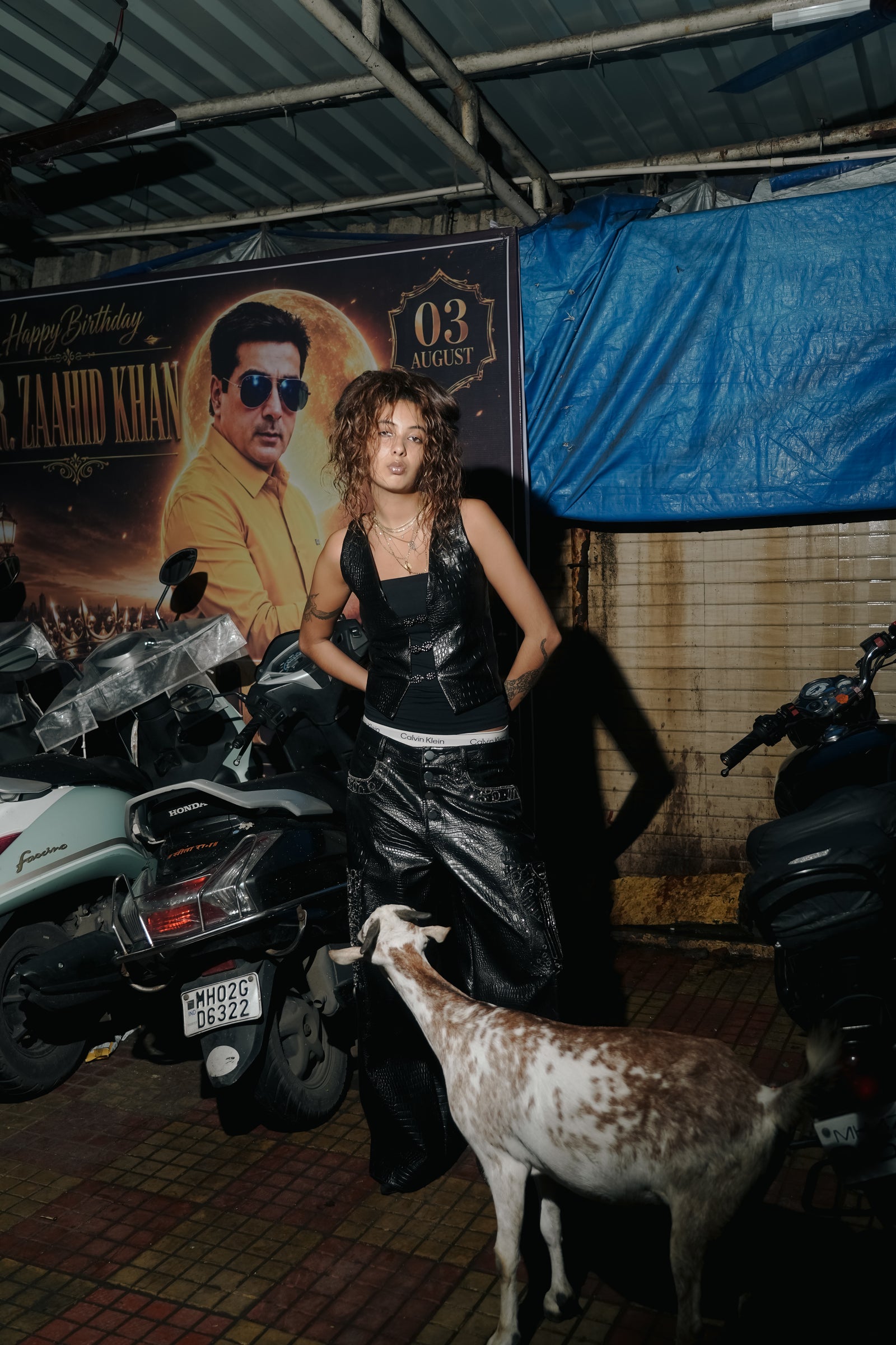 Diya leather vest